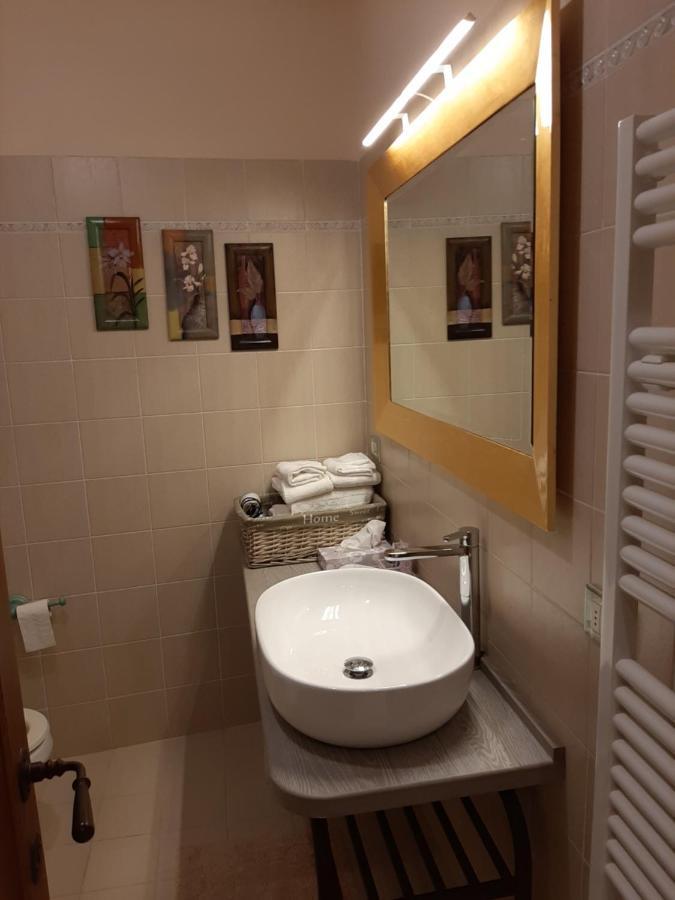 B&B Il Vecchietta กัสตีลีโยเน ดิ ออร์ชา ภายนอก รูปภาพ